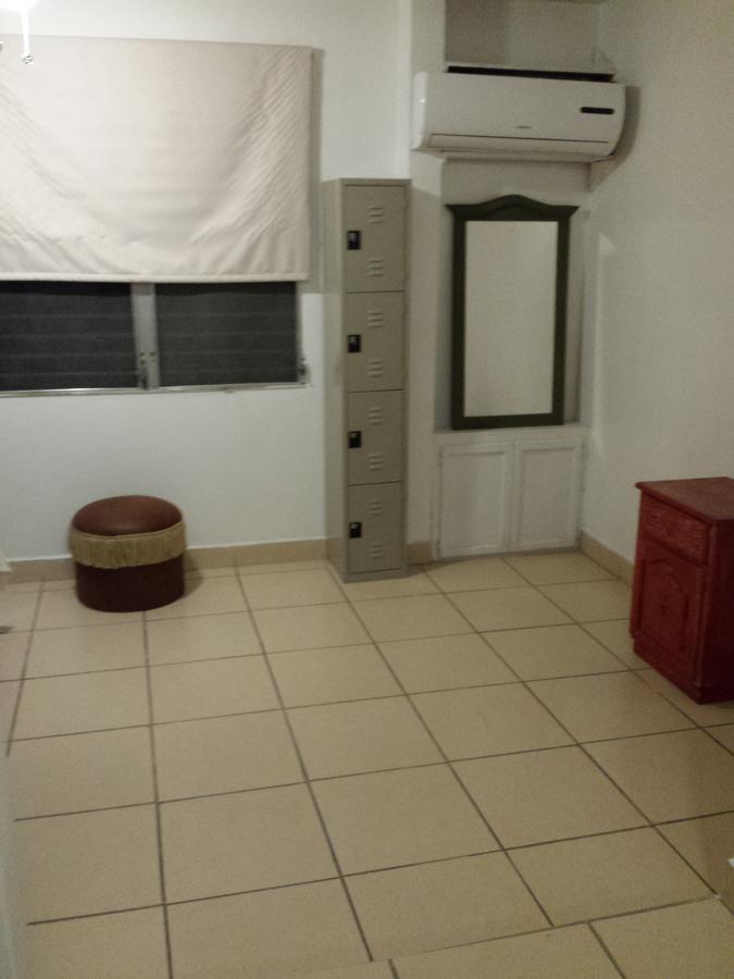 Hostal Aqui Me Quedo ซานเปโดร ซูลา ภายนอก รูปภาพ